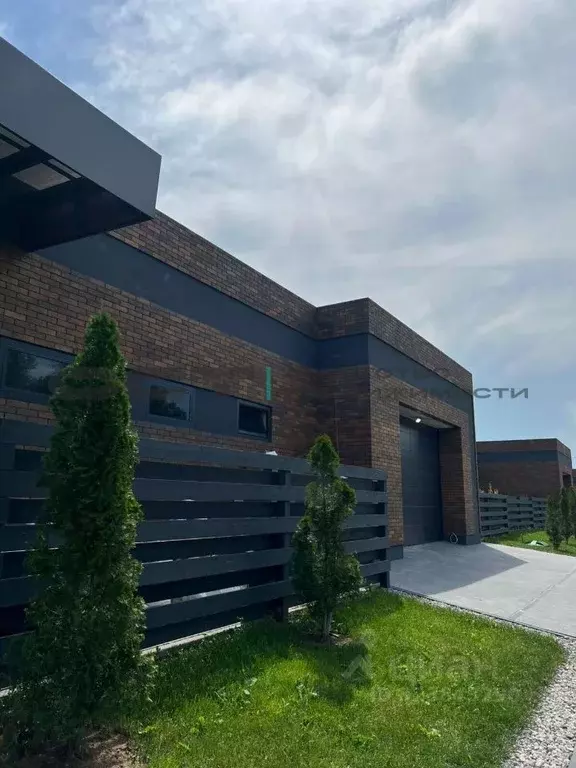 Дом в Тульская область, Тула городской округ, с. Архангельское ул. ... - Фото 1