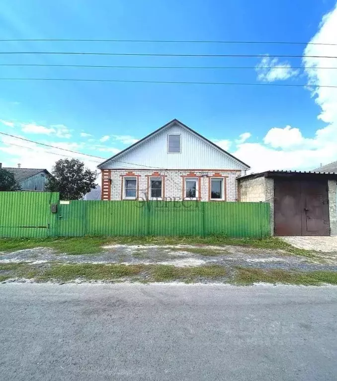 Дом в Белгородская область, Старый Оскол ул. Гагарина (69 м) - Фото 0