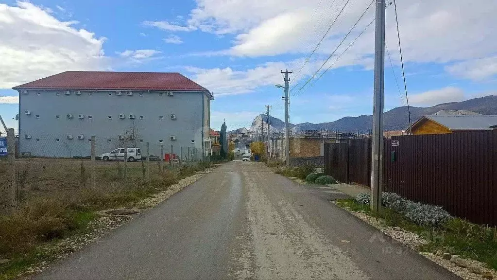 Дом в Крым, Судак ул. Манджил (59 м) - Фото 1