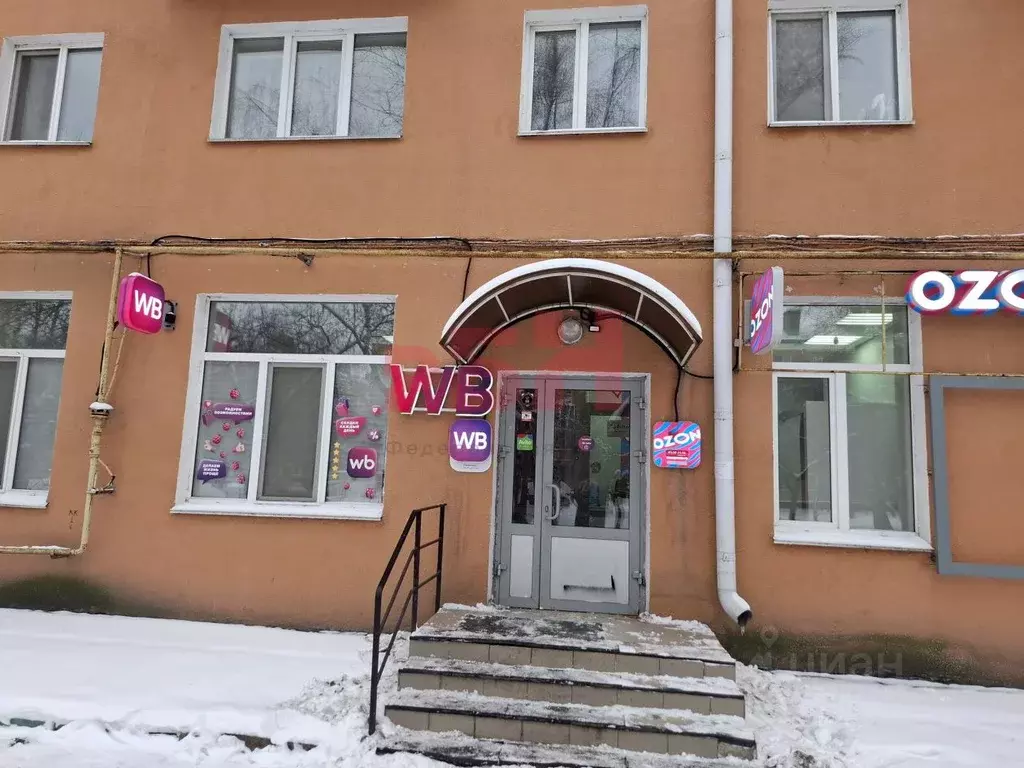 Помещение свободного назначения в Омская область, Омск наб. Иртышская, ... - Фото 1