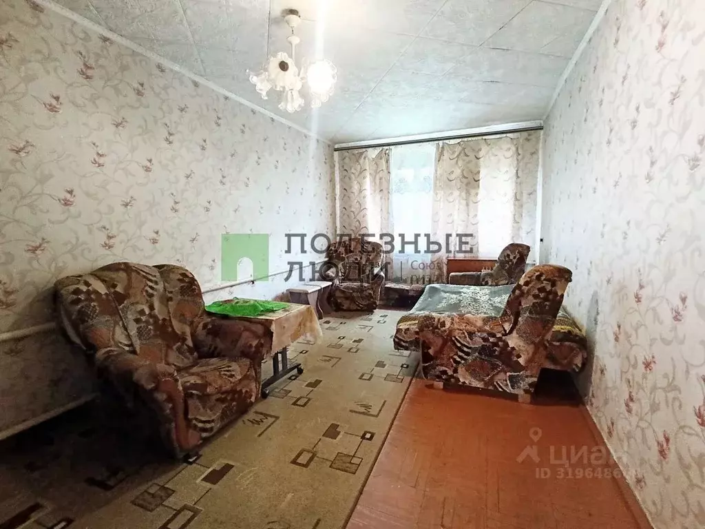 3-к кв. Орловская область, Урицкий район, Нарышкино пгт ул. Ленина, 4 ... - Фото 0