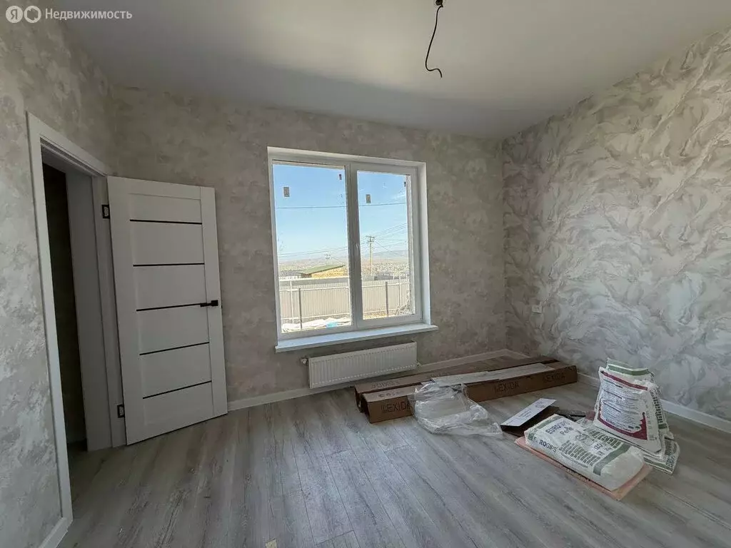 Дом в Симферопольский район, Добровское сельское поселение, село ... - Фото 2