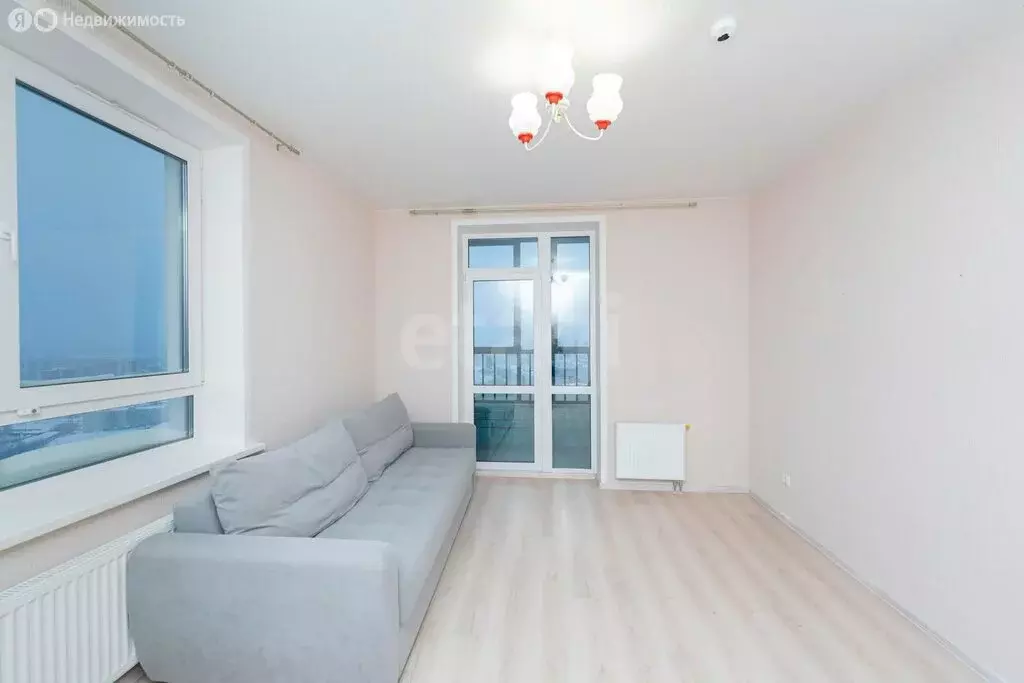 2-комнатная квартира: Пермь, Луньевская улица, 4 (52.1 м) - Фото 2