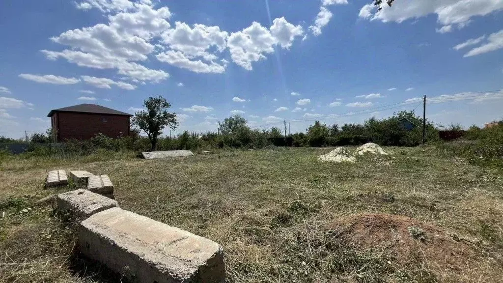 Участок в Ростовская область, Новочеркасск № 16 садовое товарищество, ... - Фото 1