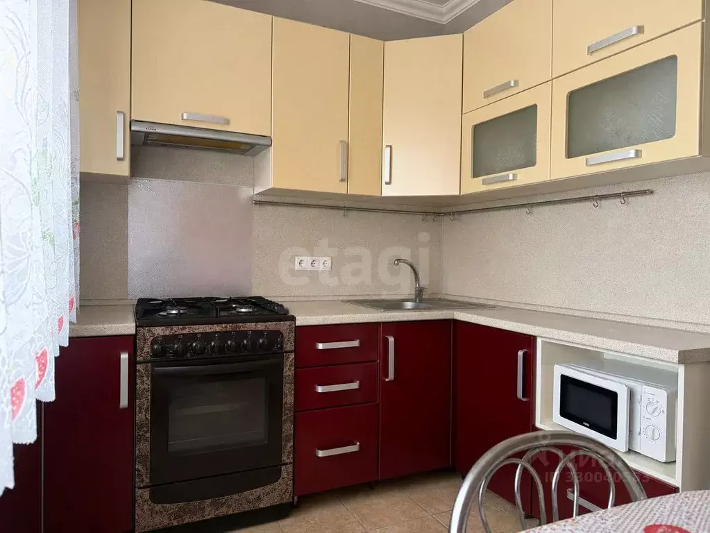 3-к кв. Белгородская область, Белгород просп. Ватутина, 12 (60.0 м) - Фото 1