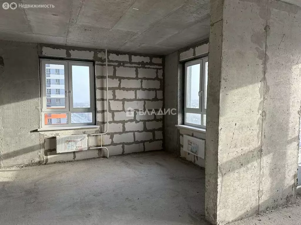 3-комнатная квартира: Волгоград, улица Степанищева, 4 (63.5 м) - Фото 1