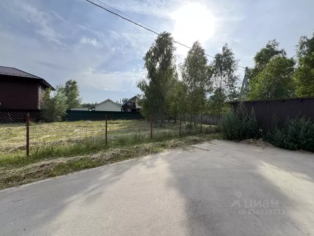 Участок в Московская область, Наро-Фоминский городской округ, д. ... - Фото 1