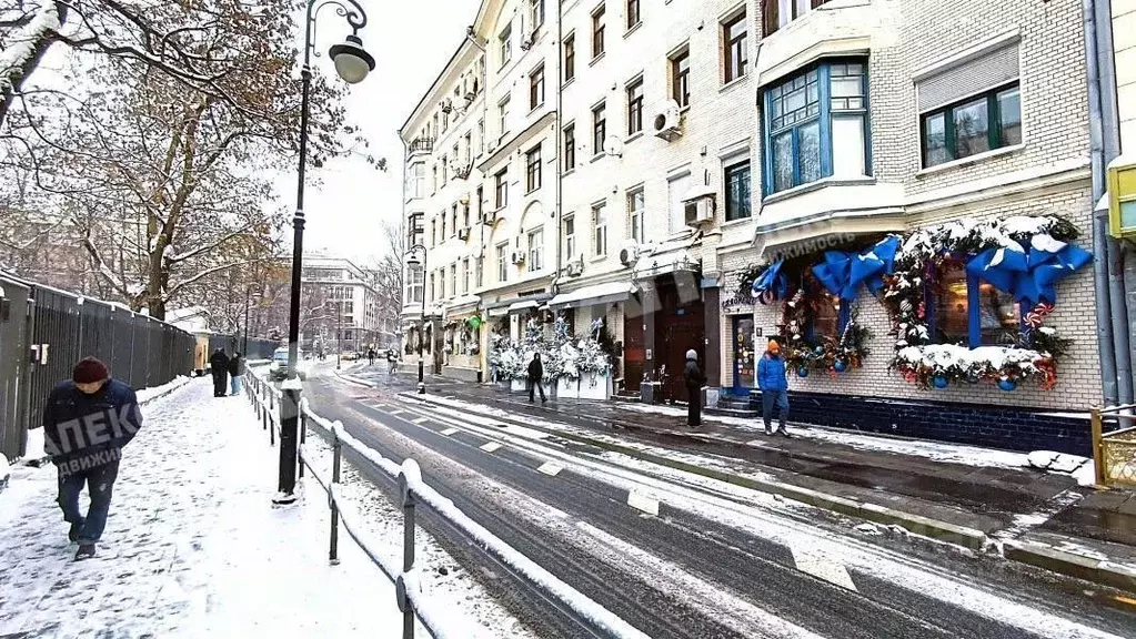 Помещение свободного назначения в Москва Малая Бронная ул., 4 (97 м) - Фото 1