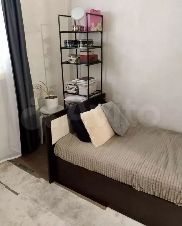 Комната 17 м в 2-к., 1/3 эт. - Фото 0
