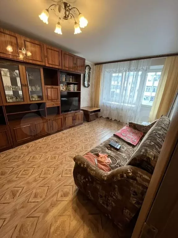 1-к. квартира, 35 м, 4/5 эт. - Фото 0