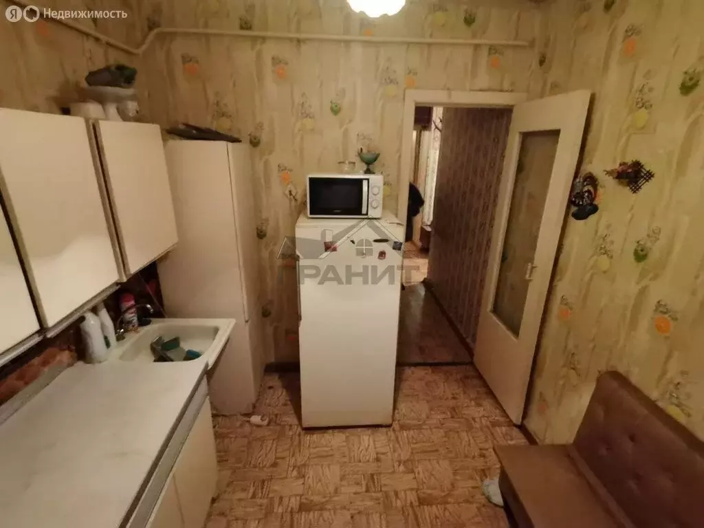 3-комнатная квартира: Крестцы, Островская улица, 28 (58.1 м) - Фото 2