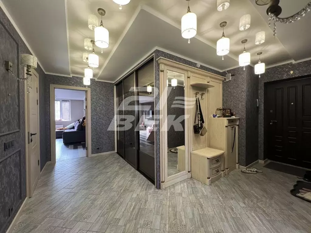 2-к кв. Курская область, Курск ул. Гайдара, 26А (74.0 м) - Фото 0