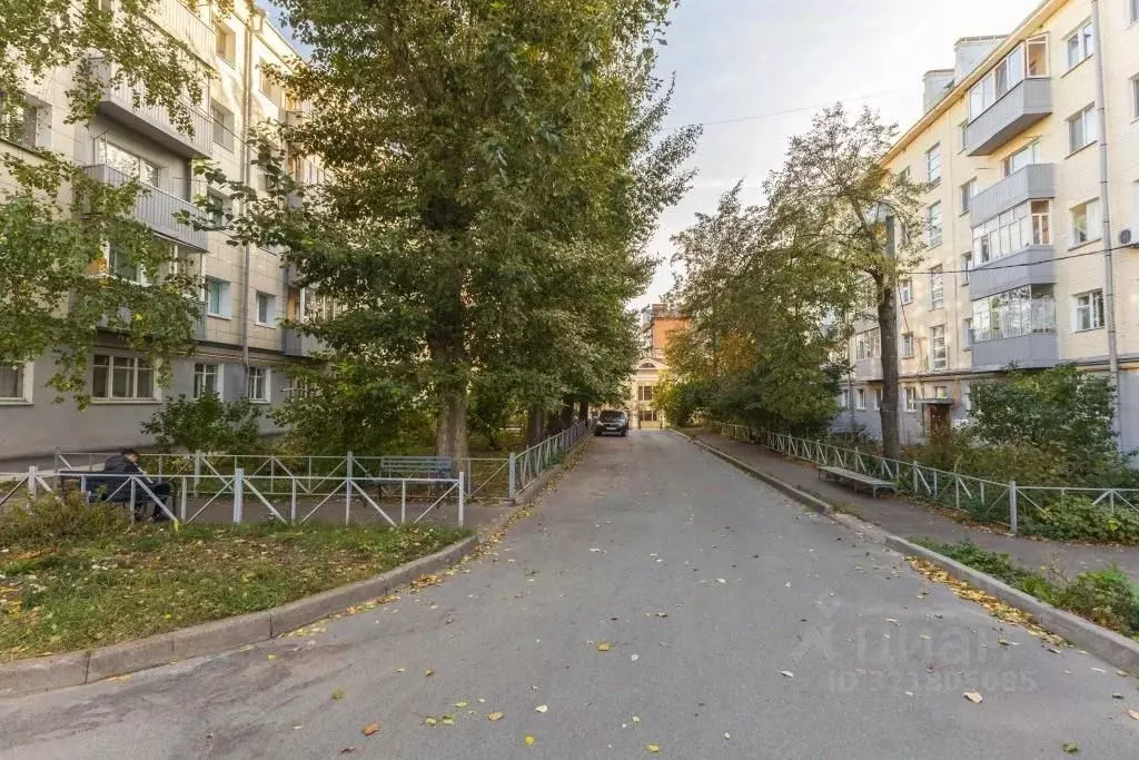 2-к кв. Татарстан, Казань ул. Гаяза Исхаки, 1 (45.0 м) - Фото 1