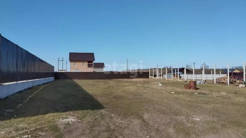 Участок в Саха (Якутия), Якутск ул. Аартык, 16/1 (10.2 сот.) - Фото 0