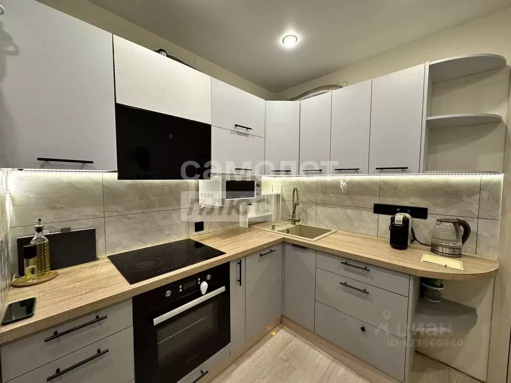 2-к кв. Алтайский край, Барнаул ул. Никитина, 107 (42.2 м) - Фото 2