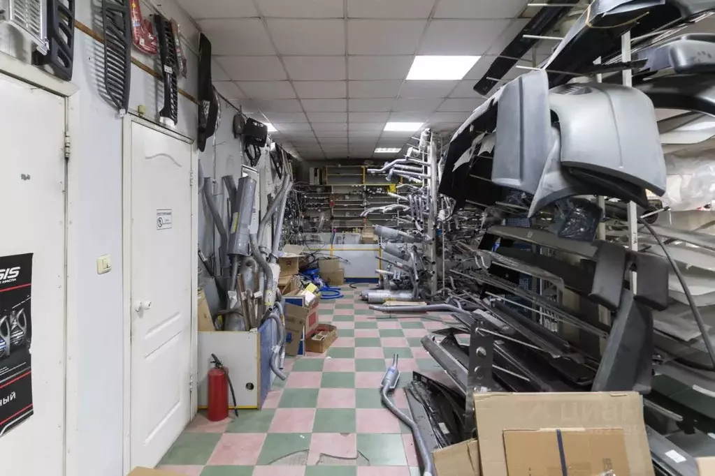 Помещение свободного назначения в Тюменская область, Тюмень ул. ... - Фото 1