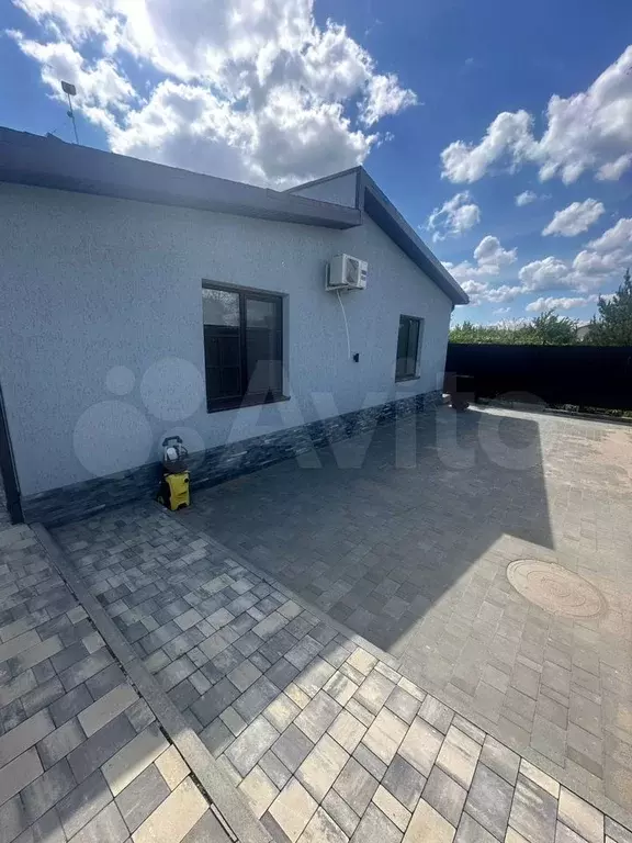Дача 180 м на участке 6,5 сот. - Фото 0