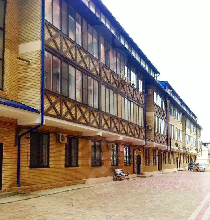2-к кв. Дагестан, Избербаш ул. Имени Р. Зорге, 48А (68.0 м) - Фото 0