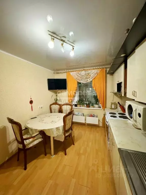 4-к кв. Мурманская область, Мурманск просп. Ленина, 25 (86.0 м) - Фото 1