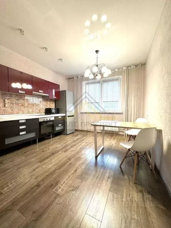 2-к кв. Белгородская область, Старый Оскол Степной мкр, 8 (64.0 м) - Фото 1