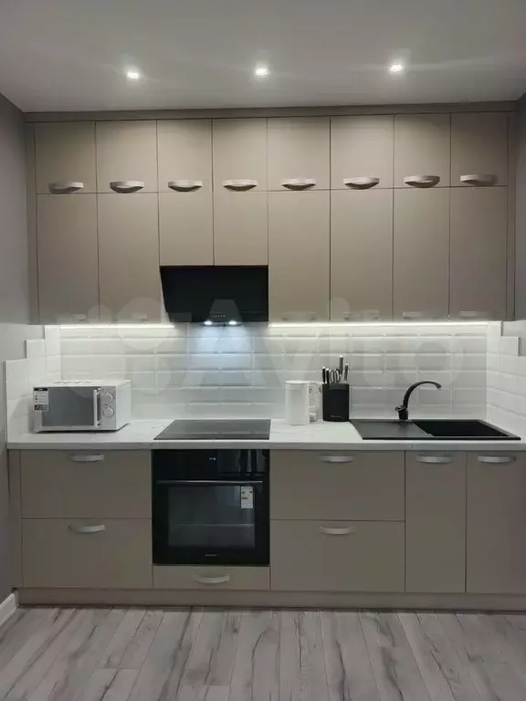 1-к. квартира, 42,5 м, 2/9 эт. - Фото 0
