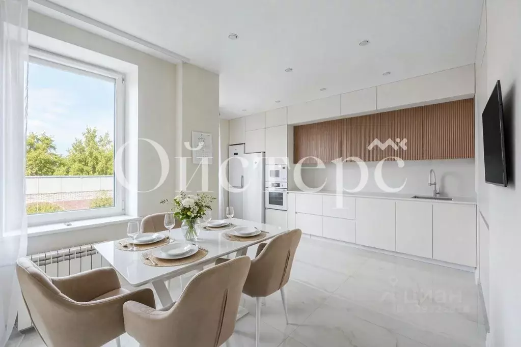 3-к кв. Санкт-Петербург ул. Ворошилова, 31к1 (98.0 м) - Фото 1