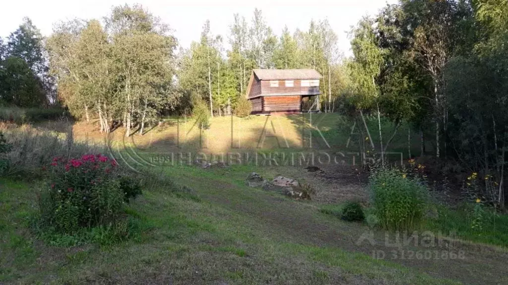 Дом в Псковская область, Стругокрасненский район, д. Вейтлус  (24 м) - Фото 1