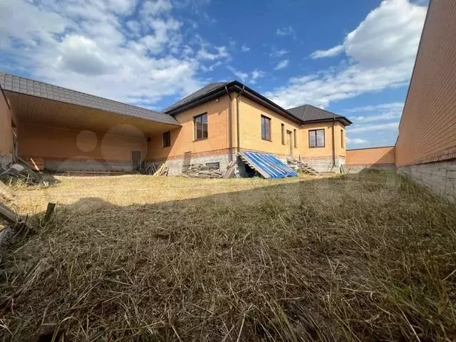 Дом 240 м на участке 6 сот. - Фото 0
