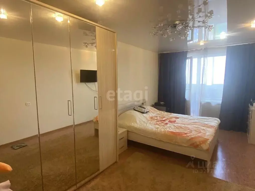 3-к кв. Кемеровская область, Кемерово Космическая ул., 24 (85.0 м) - Фото 1