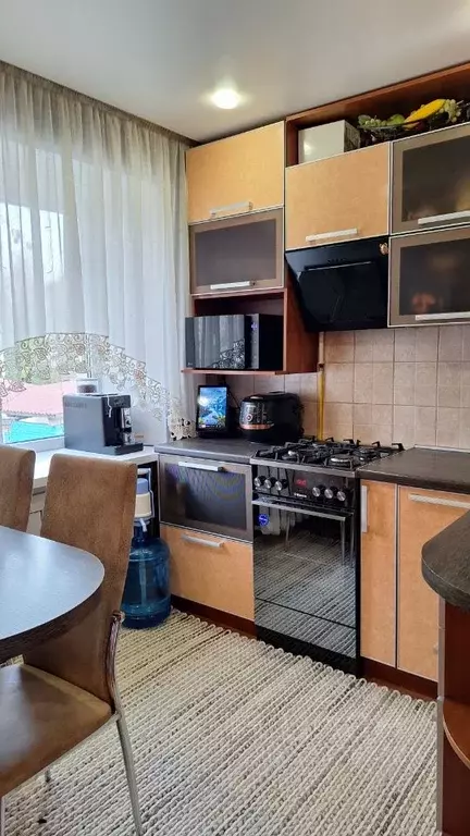 3-к кв. Башкортостан, Уфа ул. Коммунаров, 8 (56.0 м) - Фото 1