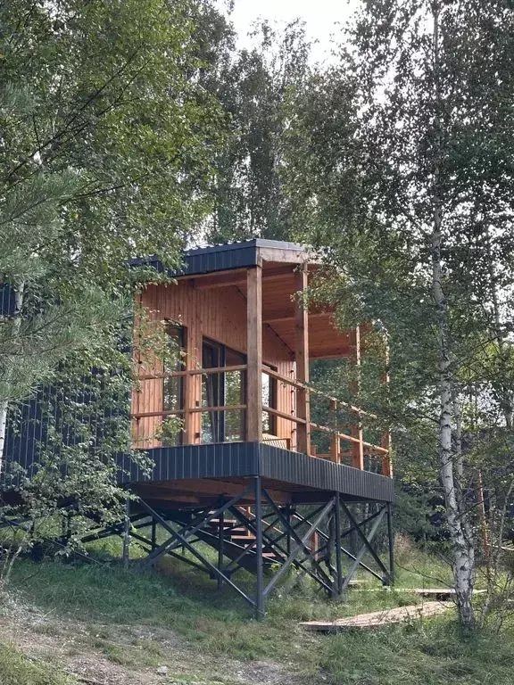 Дом в Челябинская область, Миасский городской округ, с. Сыростан ул. ... - Фото 1