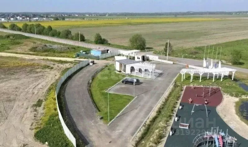 Участок в Ленинградская область, Гатчинский район, Дачный-2 массив  ... - Фото 0