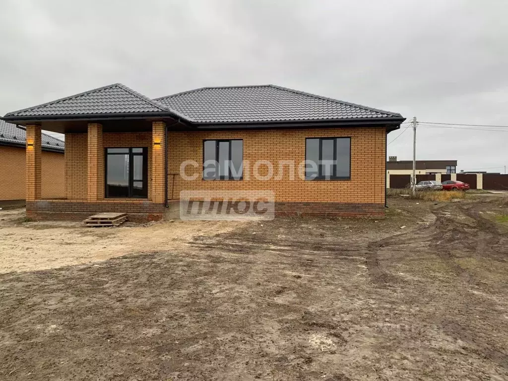 Дом в Курская область, Курский район, Моковский сельсовет, д. 1-я ... - Фото 1