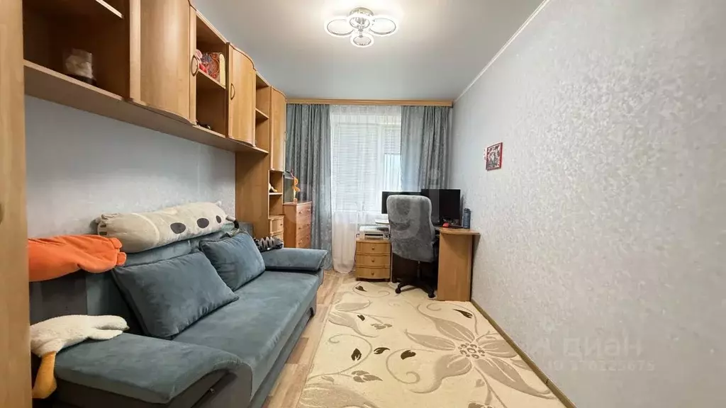 3-к кв. Воронежская область, Семилуки ул. Дзержинского, 15 (59.3 м) - Фото 1