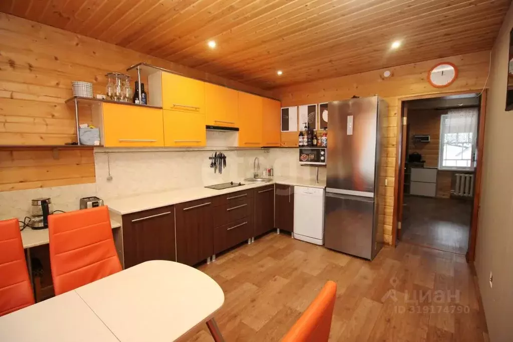 Дом в Вологодская область, Шексна рп, Шексна Южная мкр ул. Ленина, 50 ... - Фото 1