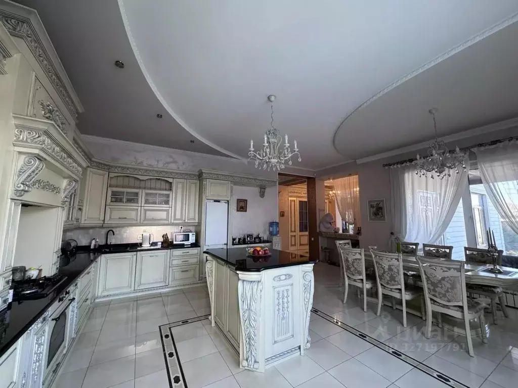 Дом в Краснодарский край, Краснодар ул. Урицкого, 142 (412 м) - Фото 1