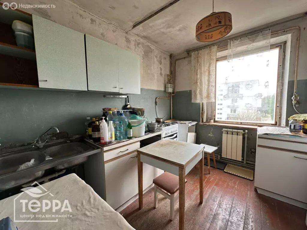 2-комнатная квартира: посёлок городского типа Новофёдоровка, ... - Фото 1
