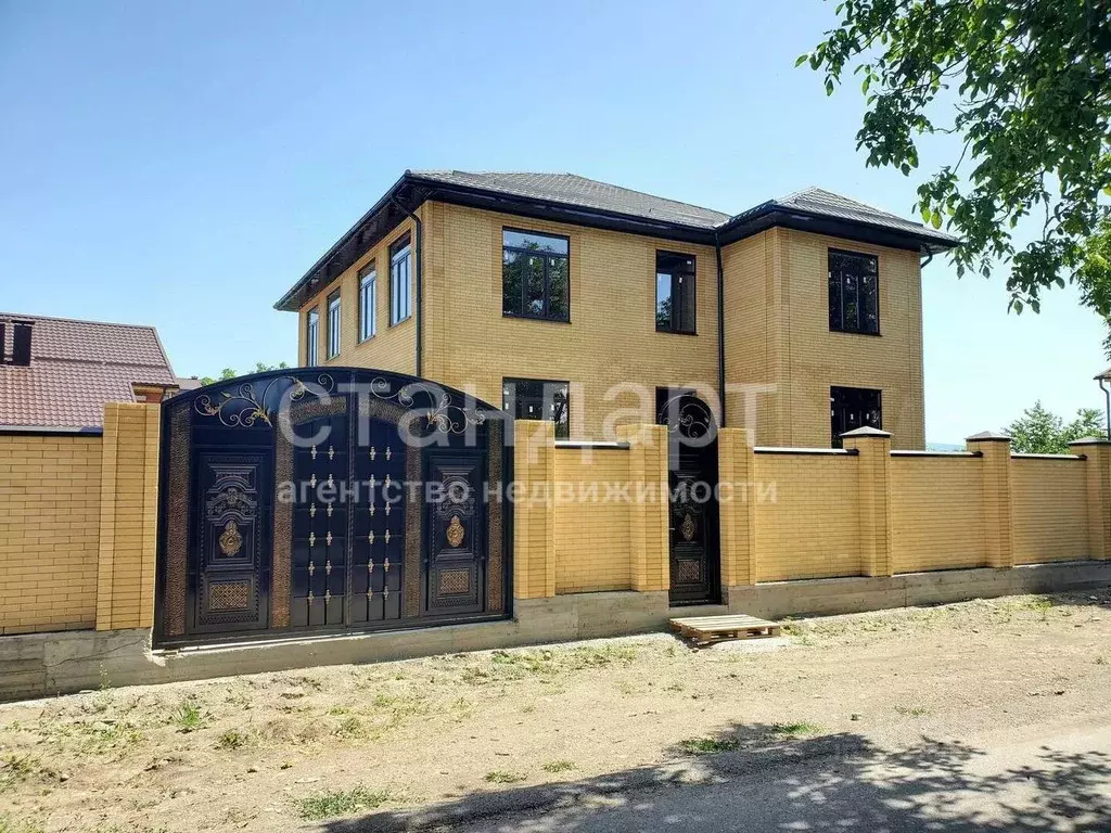 Дом в Ставропольский край, Ессентуки Индустриальная ул. (477 м) - Фото 1