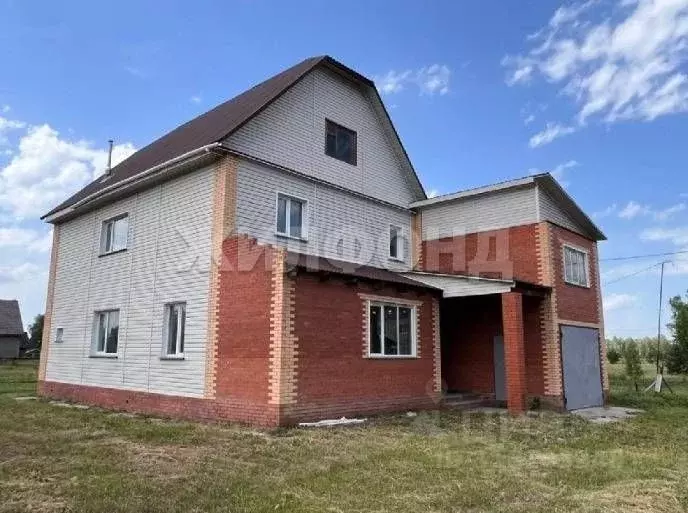 Дом в Новосибирская область, Ордынское рп ул. Снежная (150 м) - Фото 1