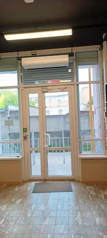 Помещение свободного назначения в Тверская область, Тверь ул. 1-я ... - Фото 0