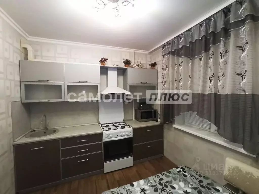 2-к кв. Белгородская область, Белгород Садовая ул., 118б (51.0 м) - Фото 0