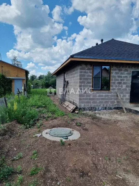 Дом в Башкортостан, Стерлитамак Ромашка СНТ, ул. Речная (100 м) - Фото 1