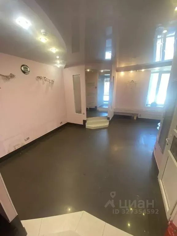 Помещение свободного назначения в Волгоградская область, Камышин 5-й ... - Фото 2