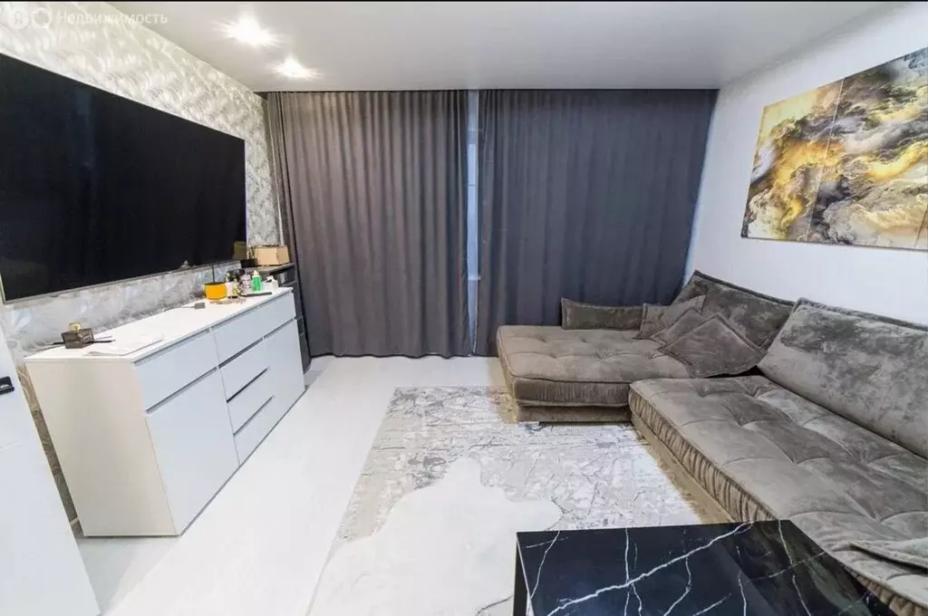 1-комнатная квартира: Кириши, Волховская набережная, 52 (44 м) - Фото 0