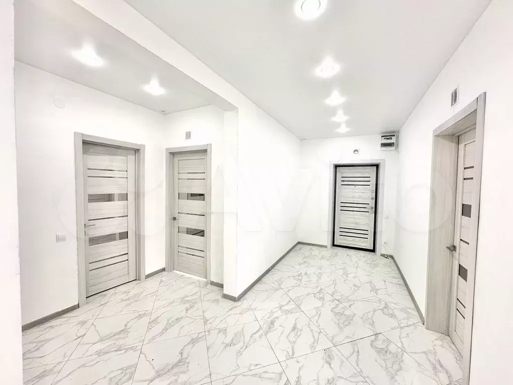 Дом 250 м на участке 10 сот. - Фото 0