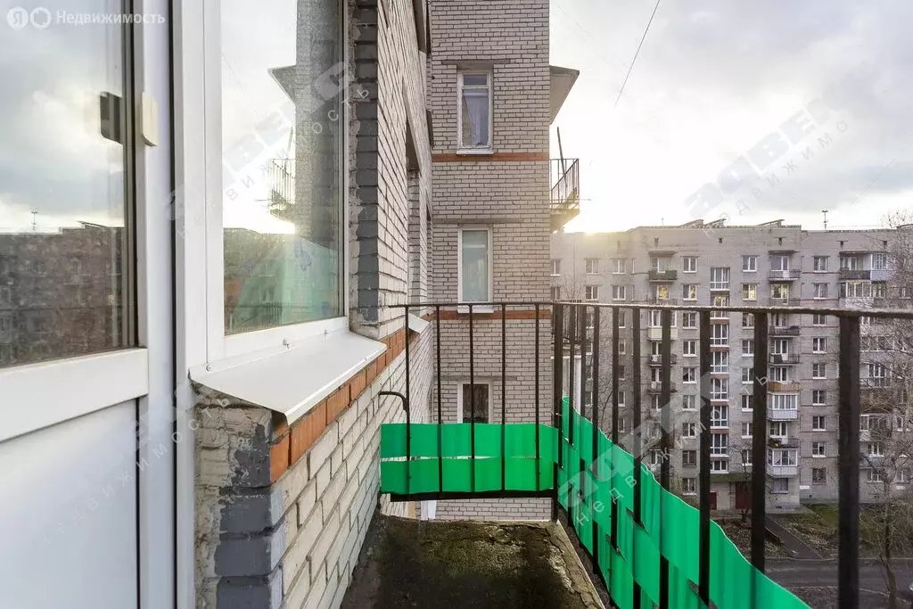 3-комнатная квартира: Санкт-Петербург, Авангардная улица, 27 (59.7 м) - Фото 2