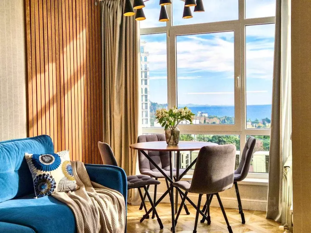 2-к кв. Краснодарский край, Сочи Светлана мкр, ул. Депутатская, 10 ... - Фото 0