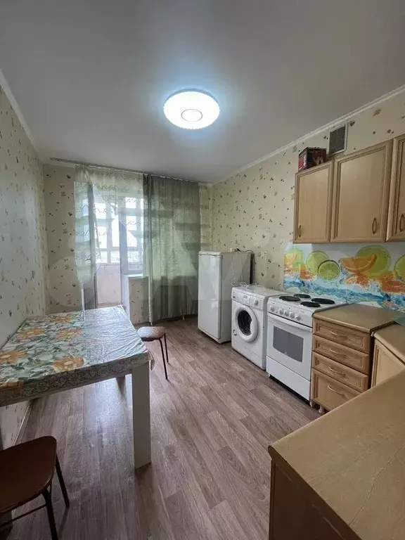 1-к. квартира, 34 м, 3/3 эт. - Фото 1