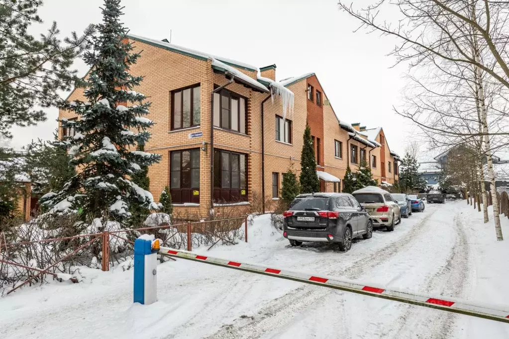 5-к кв. Санкт-Петербург, Санкт-Петербург, Пушкин Гуммолосары тер., ул. ... - Фото 1