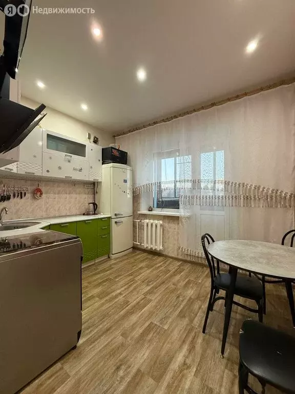 3-комнатная квартира: Нерюнгри, улица Аммосова, 8 (74.7 м) - Фото 0